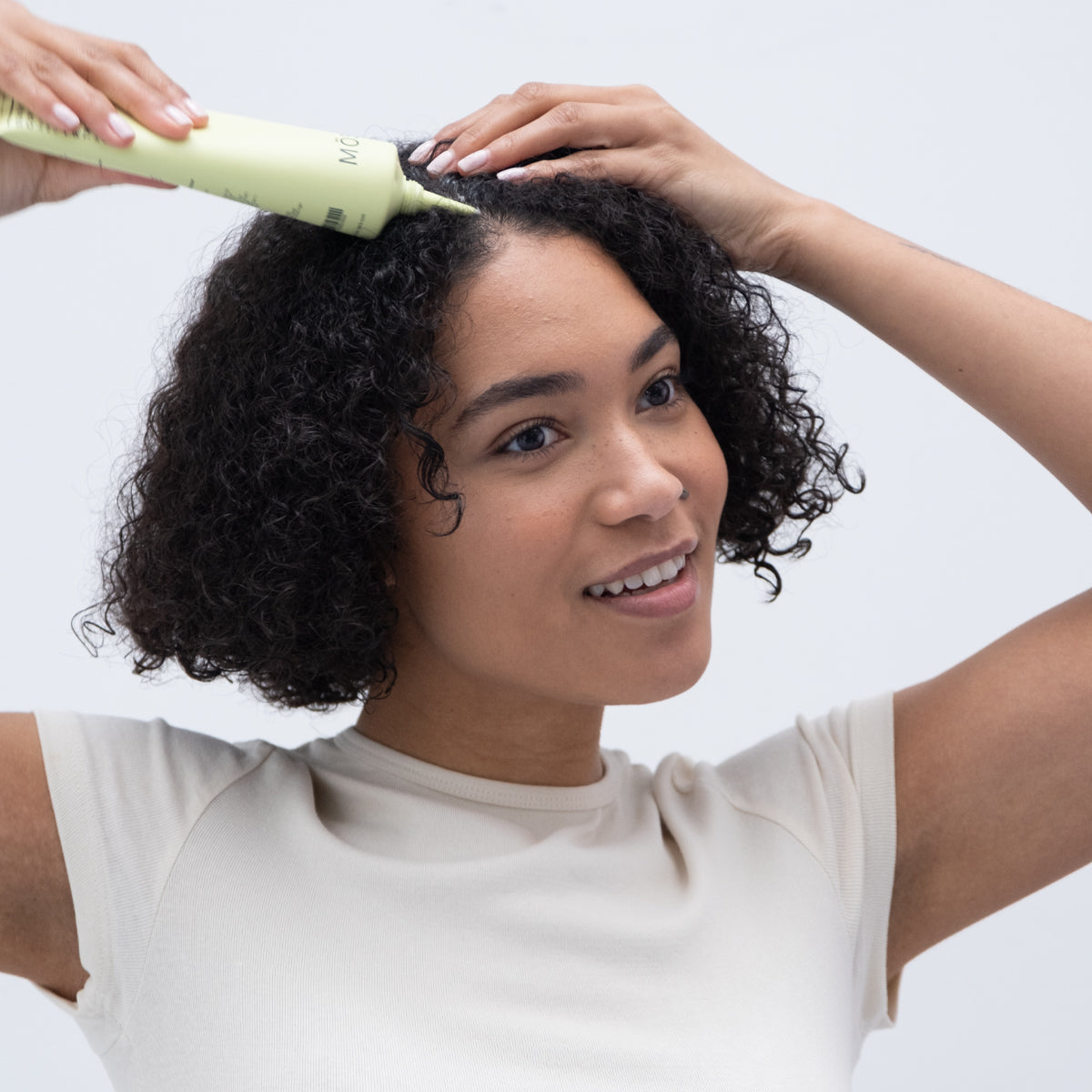 Trio Scalp rebalancing treatment: 4 to 6 months of scalp care